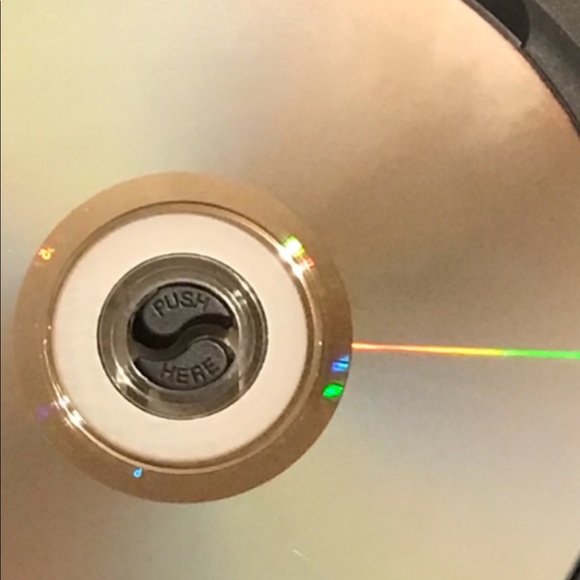 3/$10 “Lars and the Real Girl” DVD Pre-Owned - Picture 6 of 6